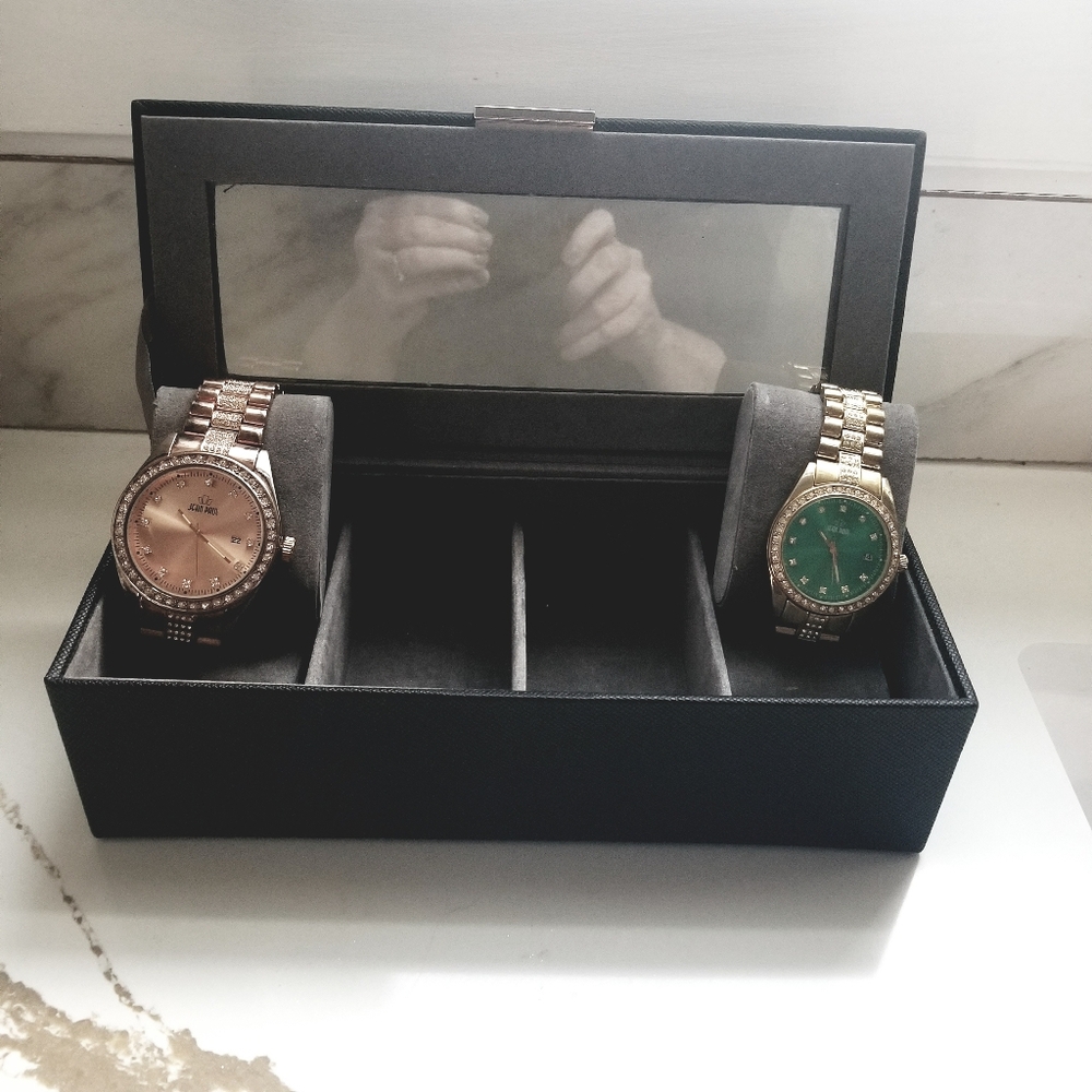 Dakota watches